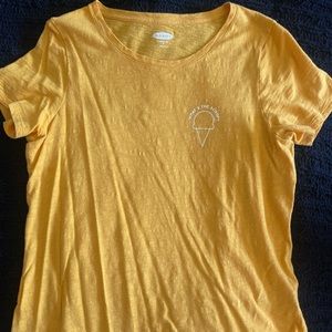 Yellow “What’s the scoop” tshirt